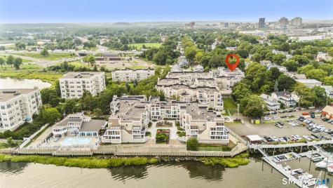 95 Harbour Close New Haven CT 06519