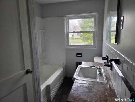 67 Wayne Road Groton CT 06340