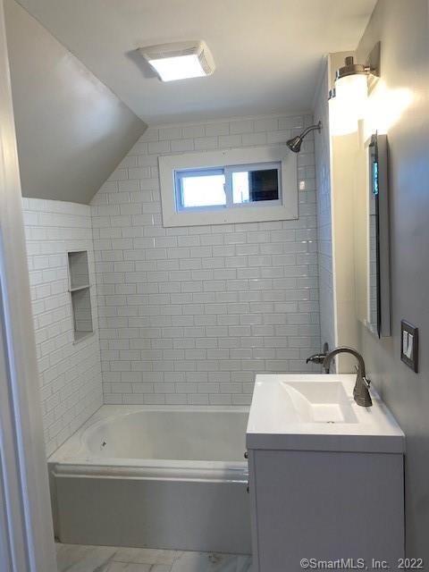 223 Park Road West Hartford CT 06119