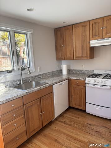98 Ridgewood Avenue Stamford CT 06907
