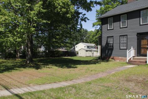 204 Poquonock Avenue Windsor CT 06095
