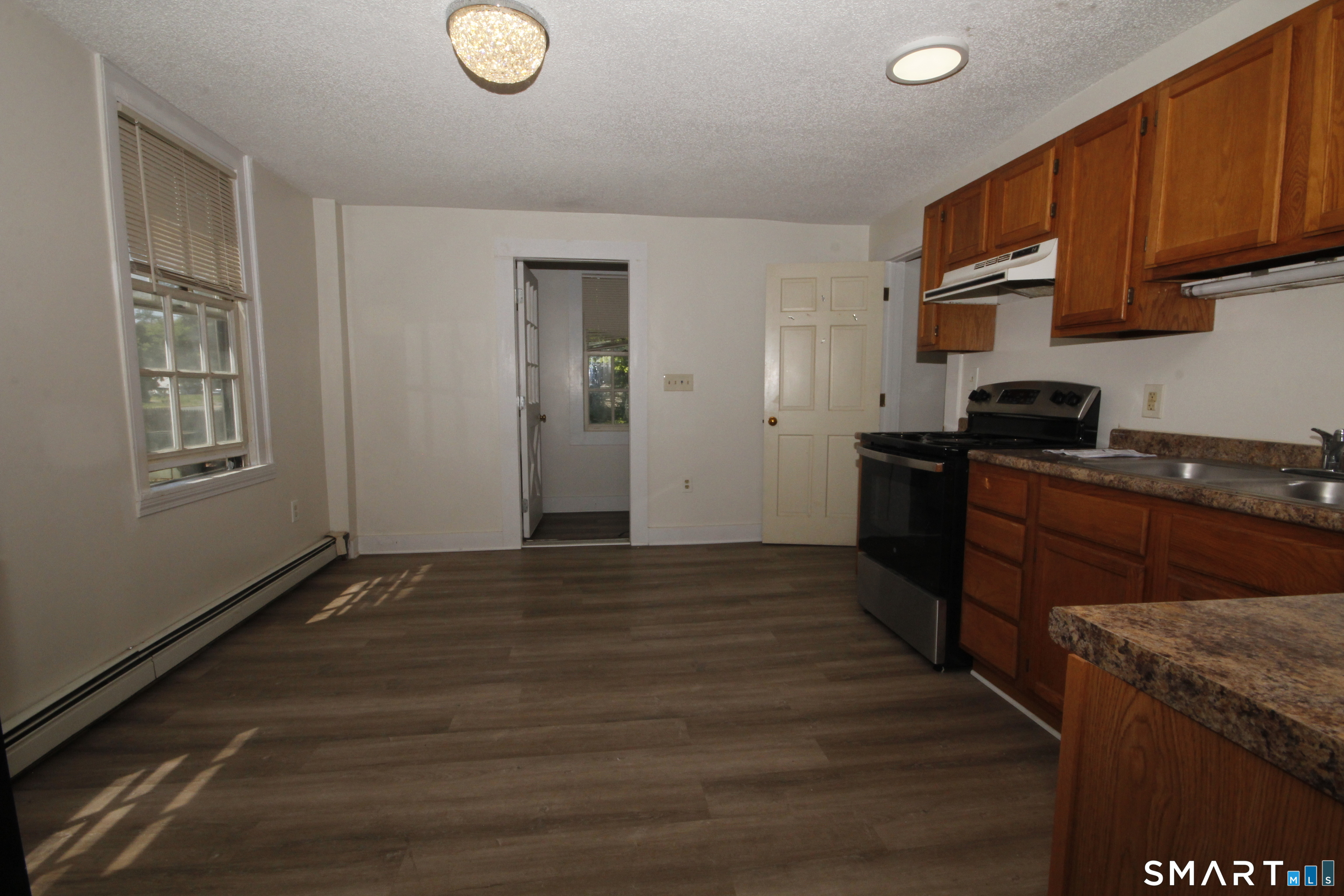 204 Poquonock Avenue Windsor CT 06095