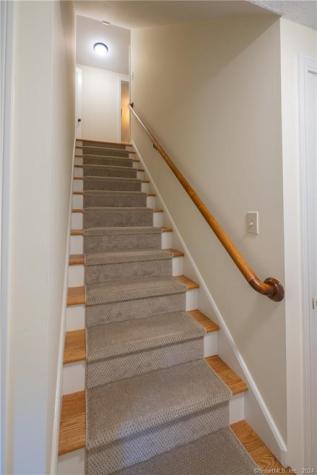 3 Hilltop Road Farmington CT 06032
