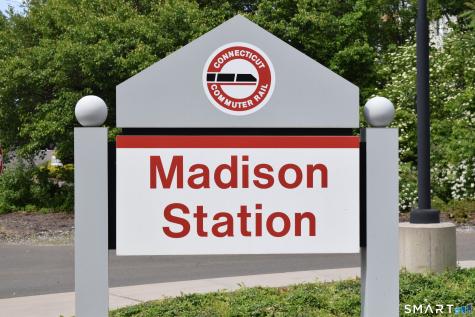 37 Dudley Lane Madison CT 06443