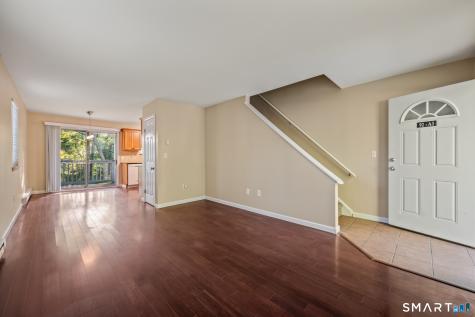92 Cynthia Lane Middletown CT 06457