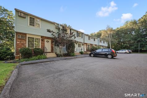 92 Cynthia Lane Middletown CT 06457