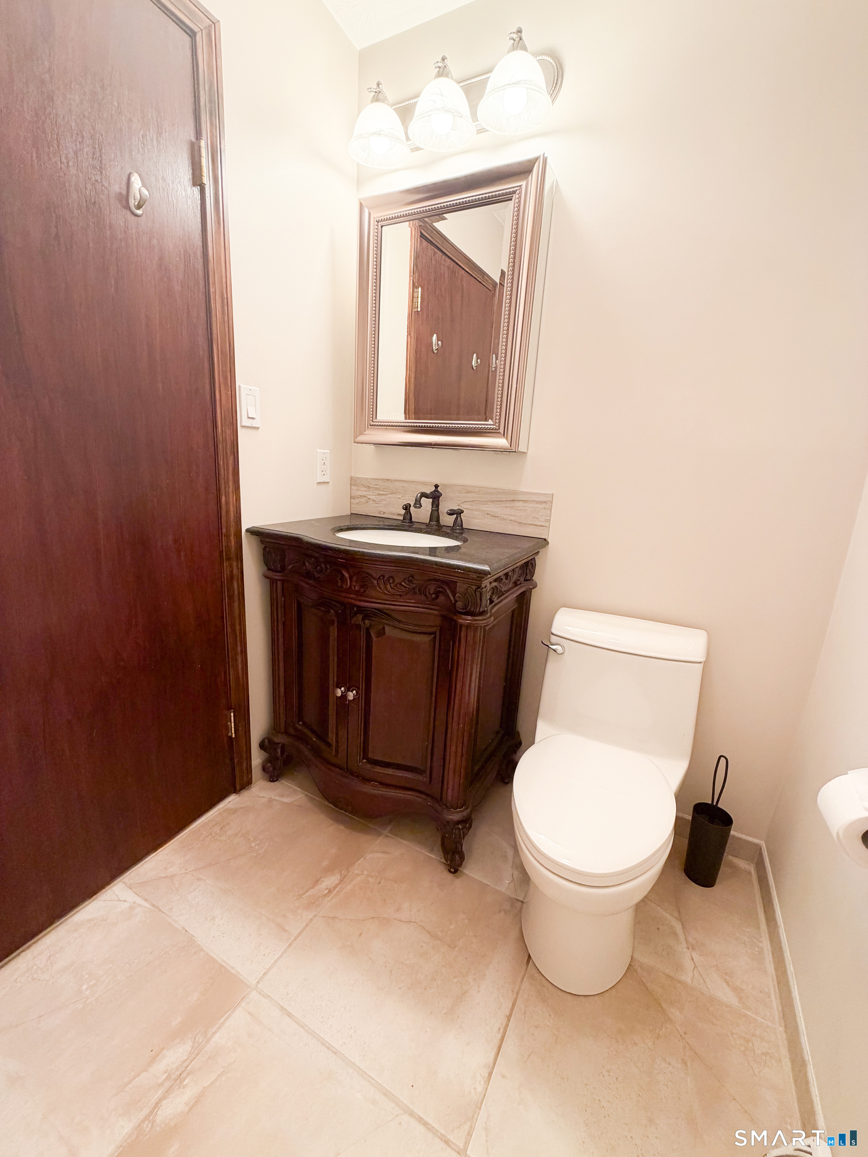 153 New Britain Avenue Farmington CT 06085