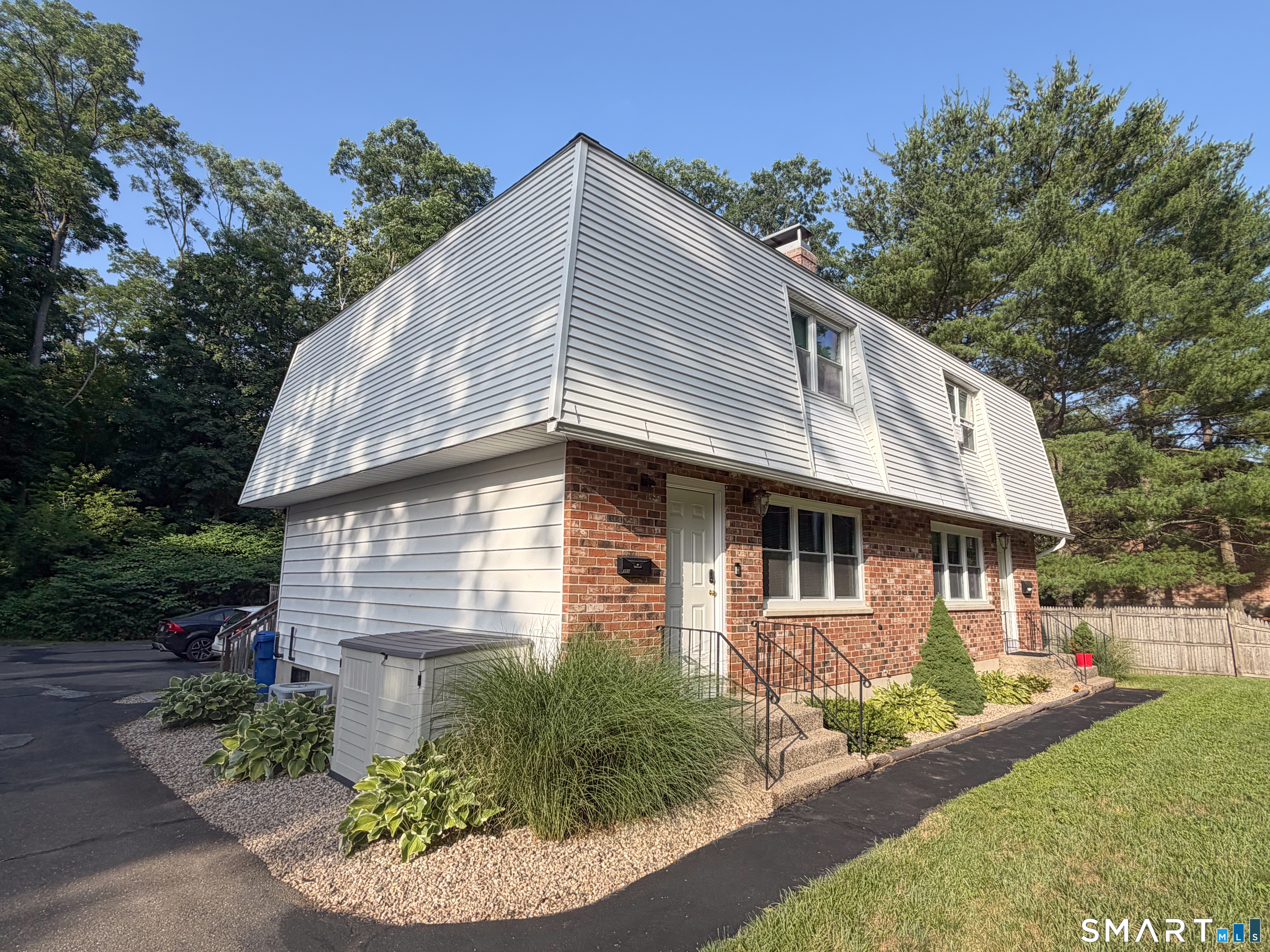 153 New Britain Avenue Farmington CT 06085