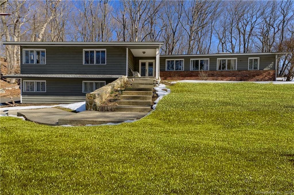 74 Wellington Drive Stamford CT 06903