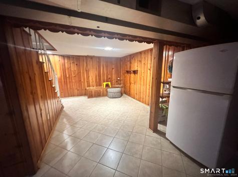 209 Somerset Street West Hartford CT 06110