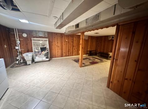 209 Somerset Street West Hartford CT 06110