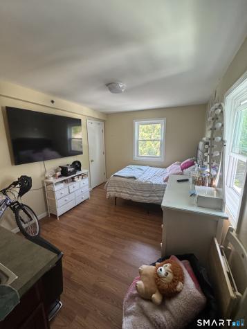 422 Main Street East Haven CT 06512