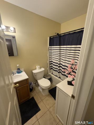 422 Main Street East Haven CT 06512