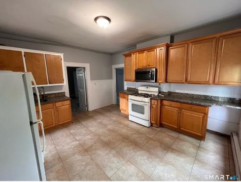 492 Broad Street Hartford CT 06106