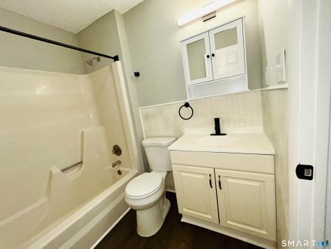 175 Mill Pond Road Hamden CT 06514