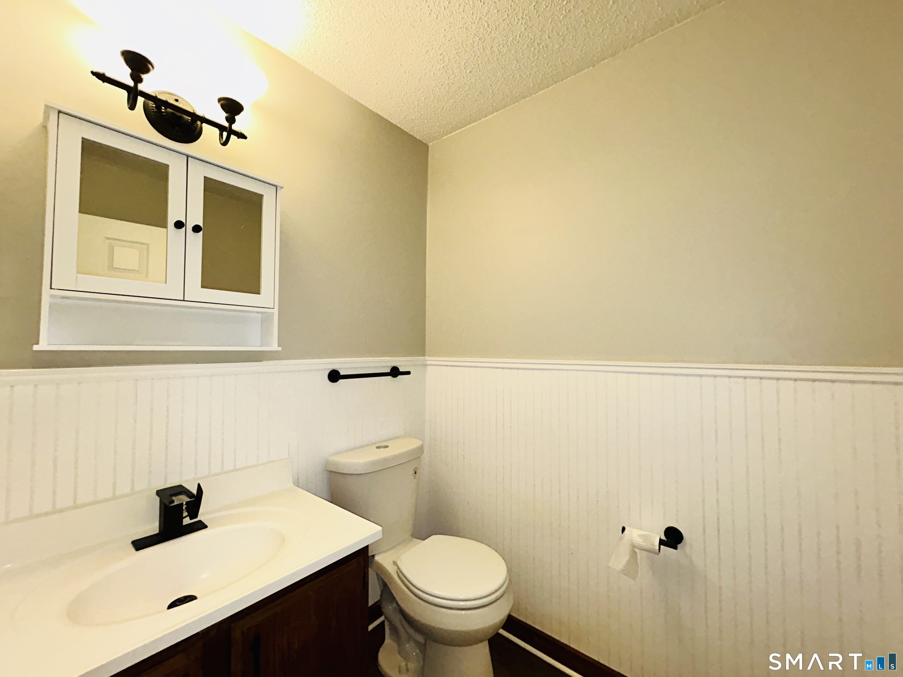 175 Mill Pond Road Hamden CT 06514