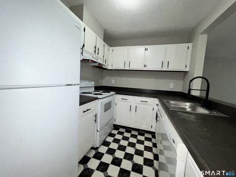 175 Mill Pond Road Hamden CT 06514