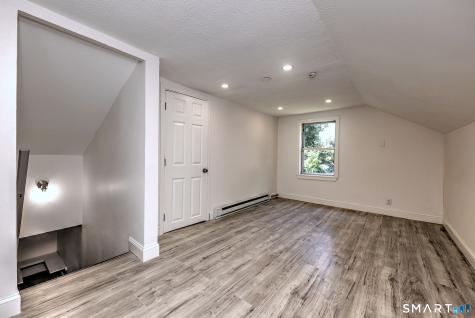 330 Naugatuck Avenue Milford CT 06460