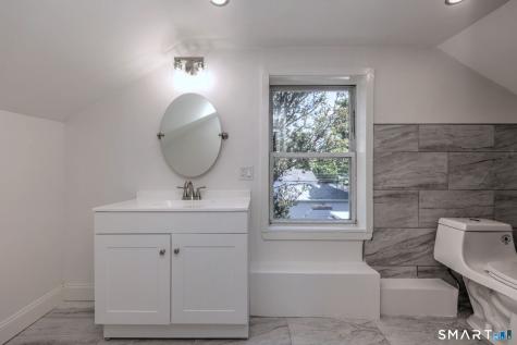 330 Naugatuck Avenue Milford CT 06460