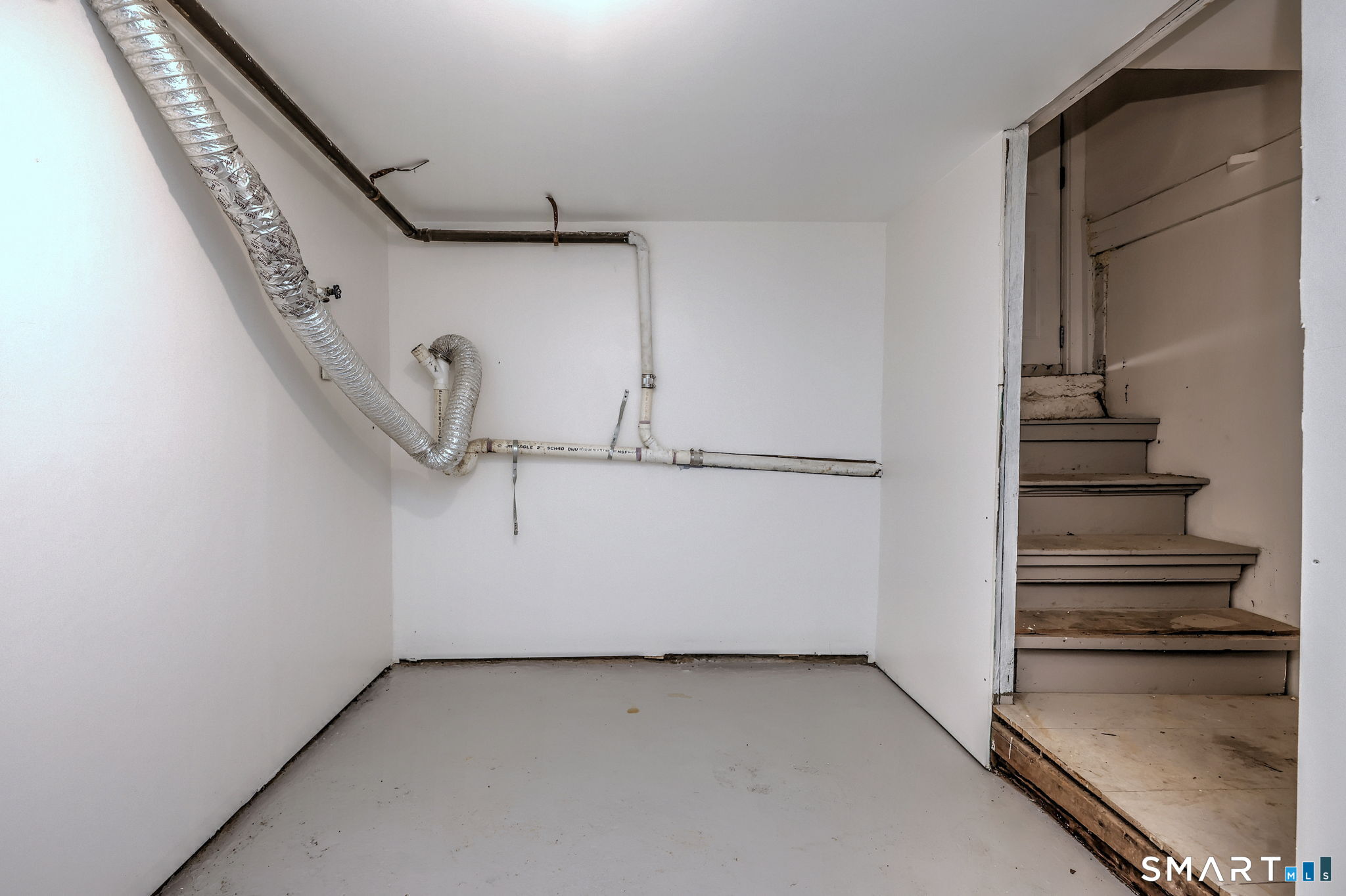 330 Naugatuck Avenue Milford CT 06460