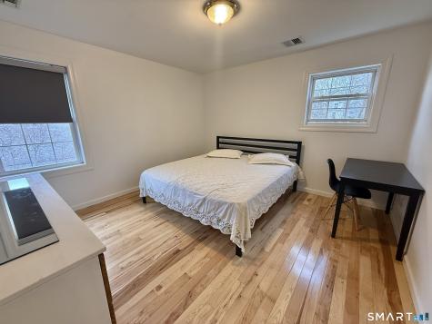70 Renwick Place Bridgeport CT 06604
