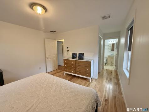 70 Renwick Place Bridgeport CT 06604