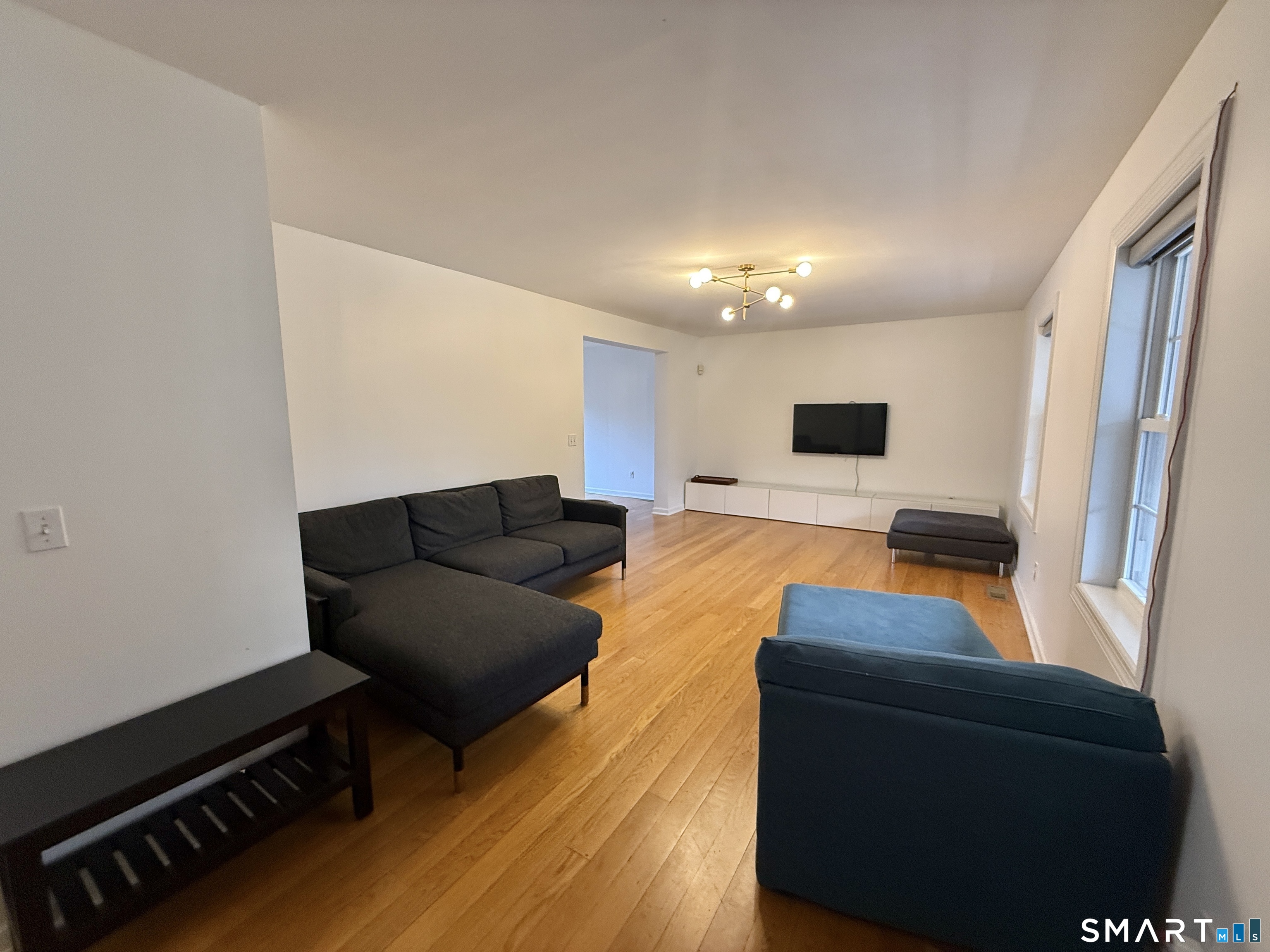 70 Renwick Place Bridgeport CT 06604