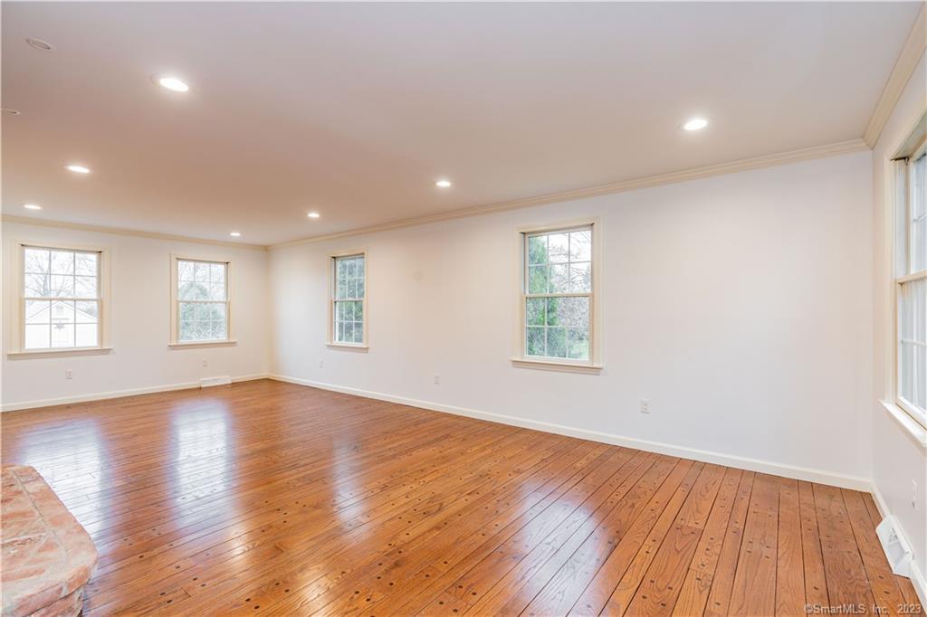1241 Halladay West Avenue Suffield CT 06078