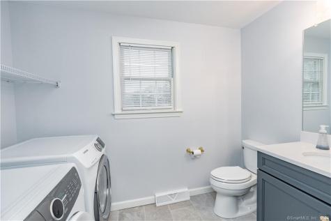 1241 Halladay West Avenue Suffield CT 06078