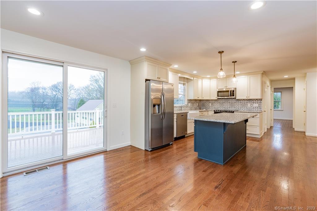 1241 Halladay West Avenue Suffield CT 06078