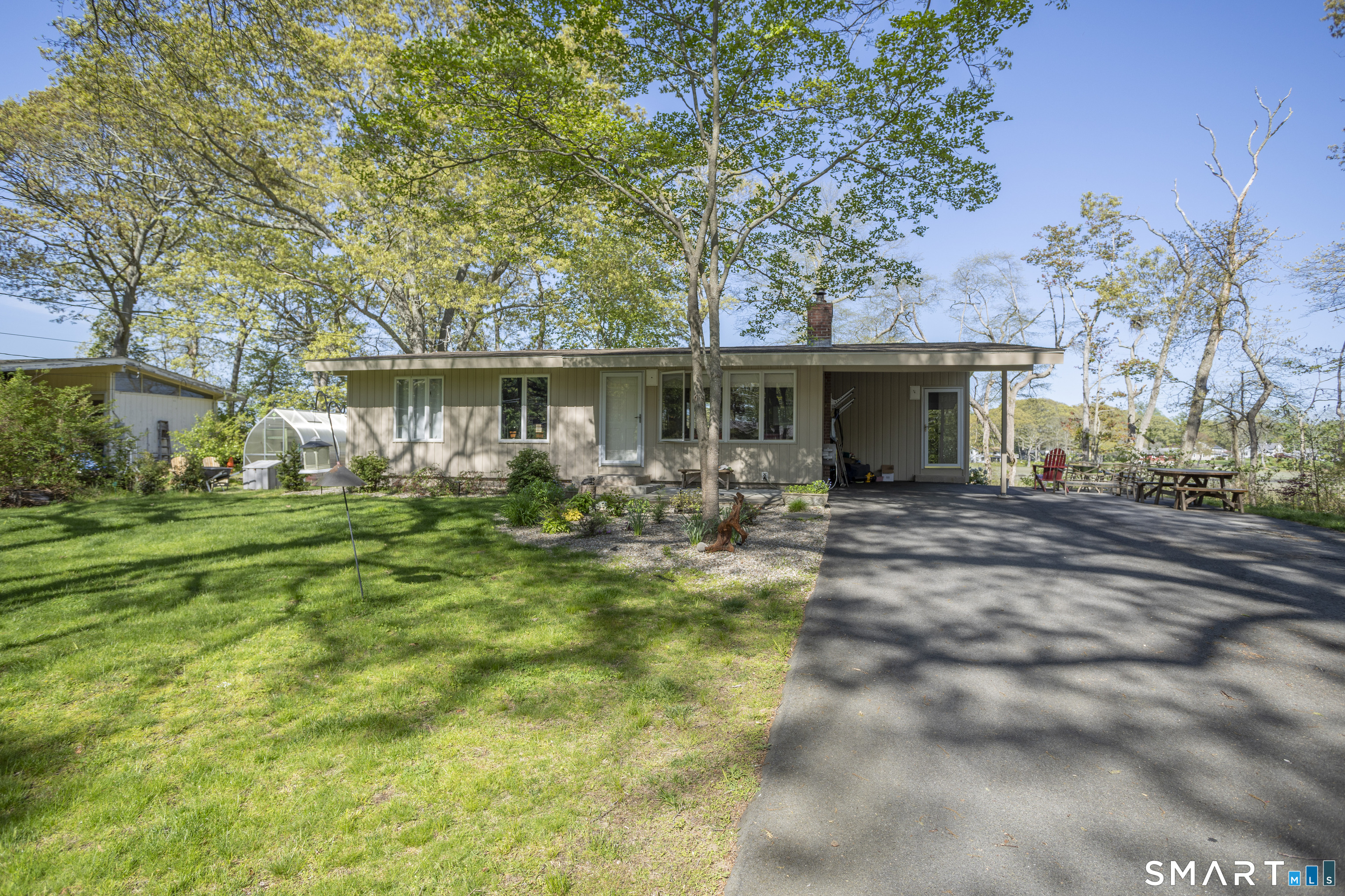 18 Cedarwood Lane Old Saybrook CT 06475