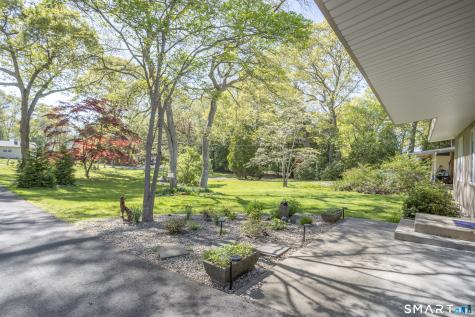 18 Cedarwood Lane Old Saybrook CT 06475