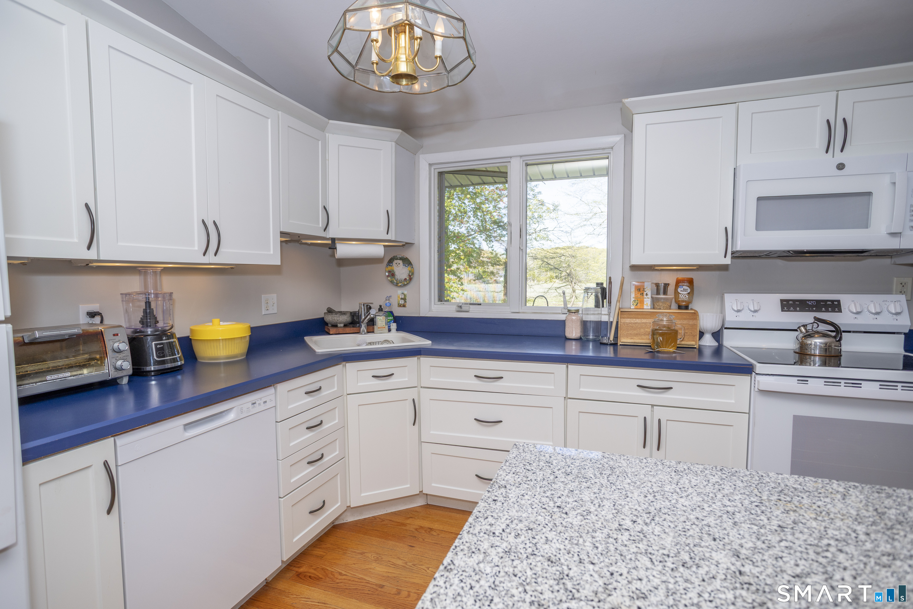 18 Cedarwood Lane Old Saybrook CT 06475