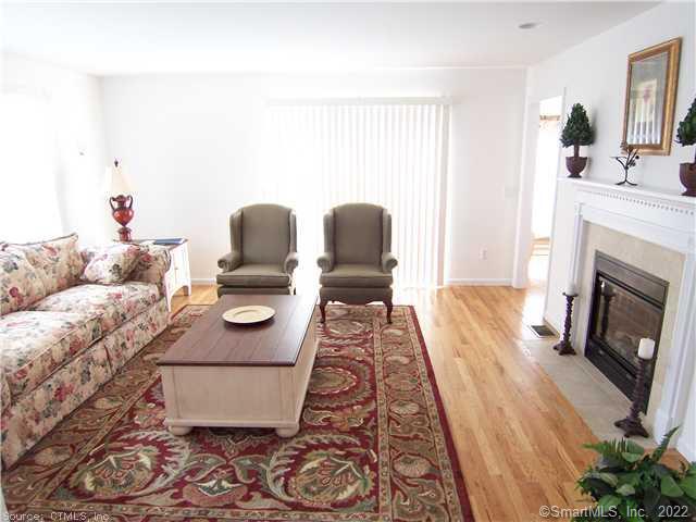 12 Reggie Way East Windsor CT 06016