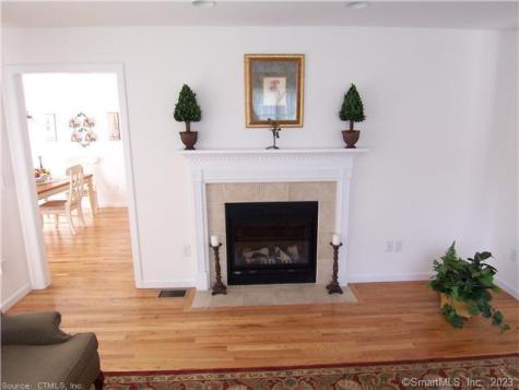 12 Reggie Way East Windsor CT 06016