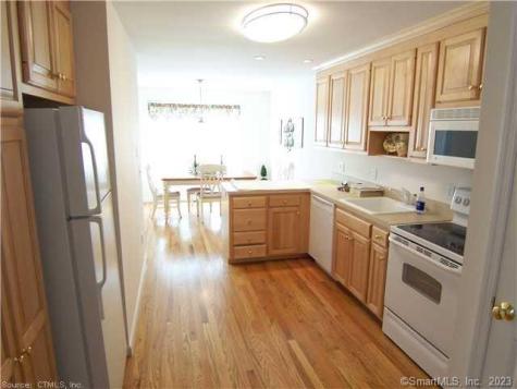 12 Reggie Way East Windsor CT 06016