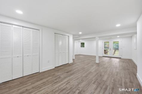 751 West Avon Road Avon CT 06001