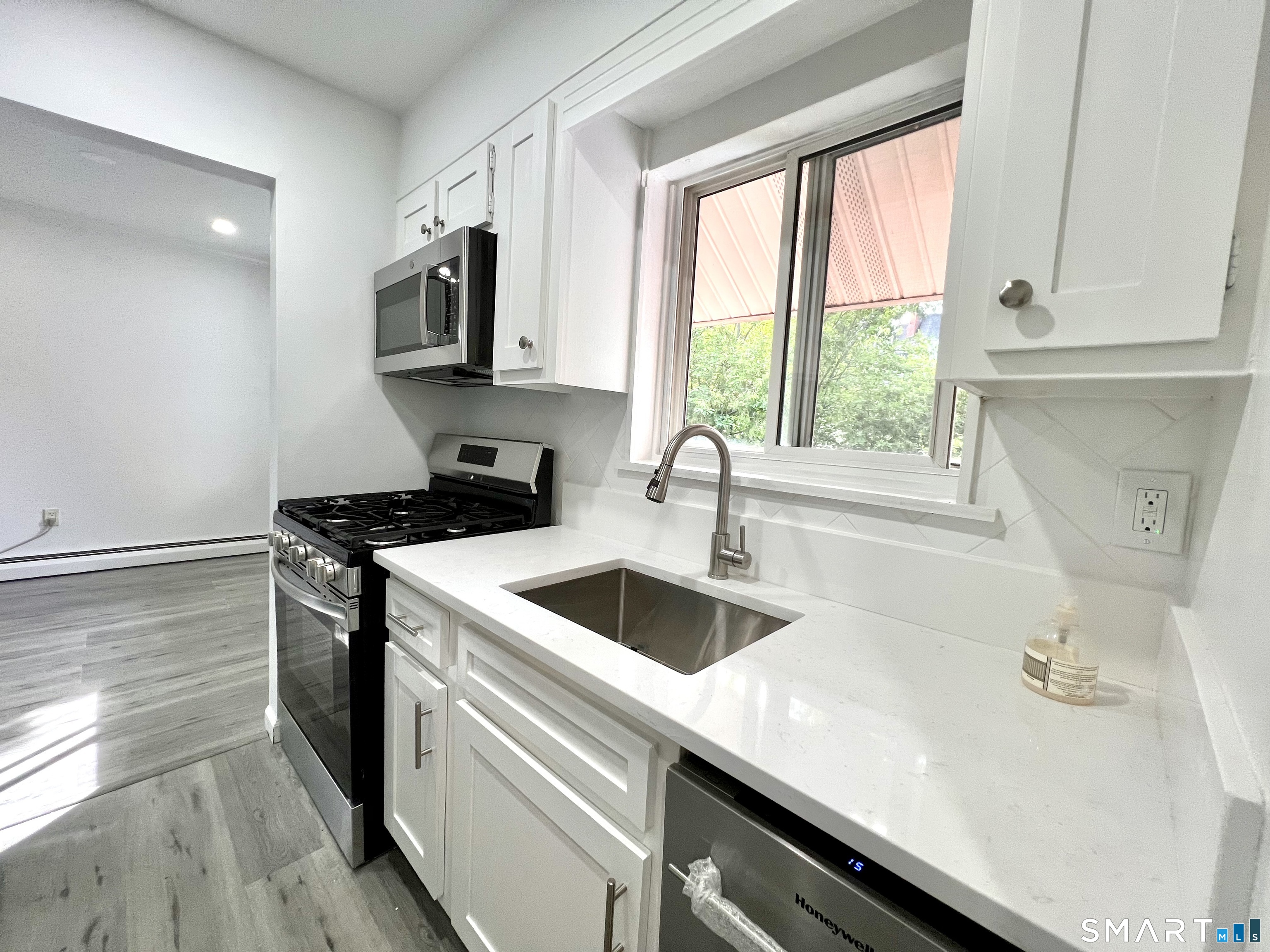 208 Flax Hill Road Norwalk CT 06854