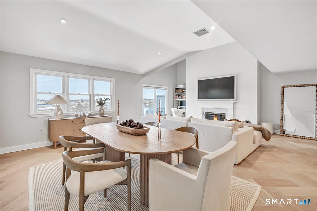 43 Harbor Drive Stamford CT 06902