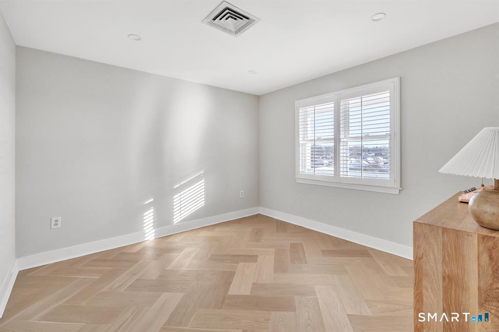 43 Harbor Drive Stamford CT 06902