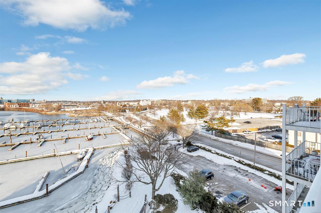 43 Harbor Drive Stamford CT 06902