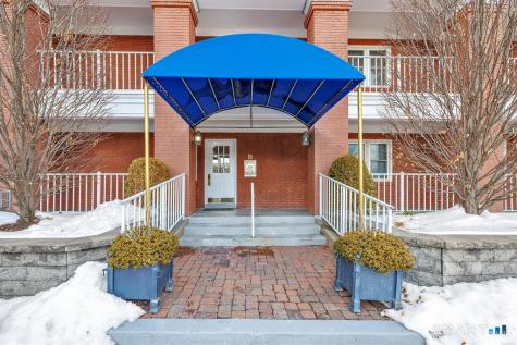43 Harbor Drive Stamford CT 06902
