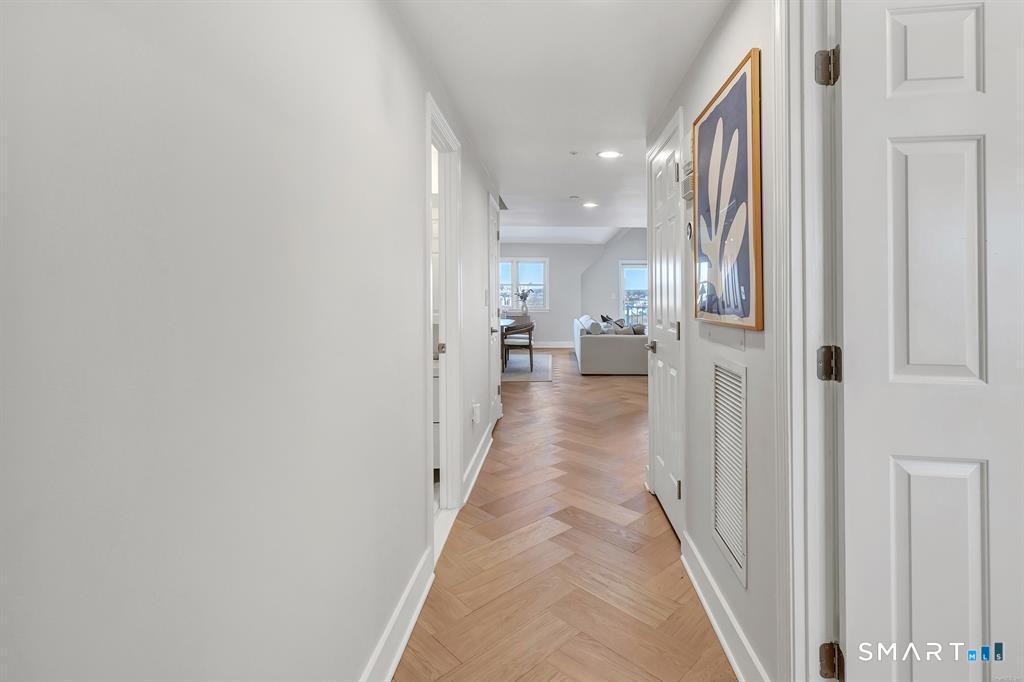 43 Harbor Drive Stamford CT 06902