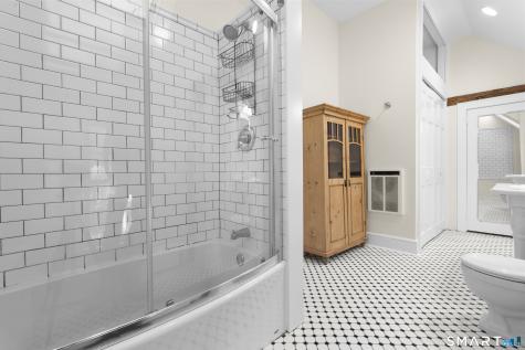 218 Grumman Avenue Norwalk CT 06851