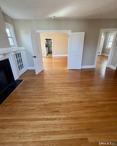 85 Maplewood Avenue West Hartford CT 06119
