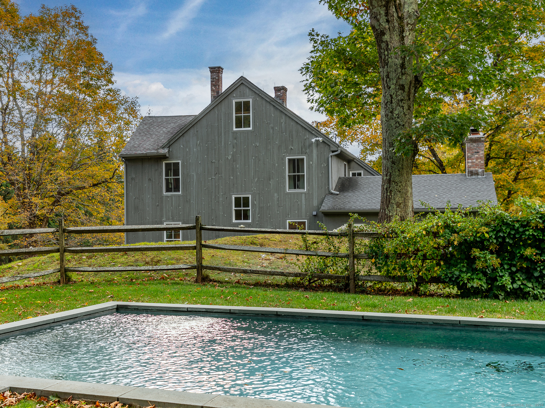 379 Lake Road Warren CT 06777