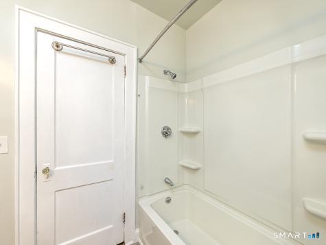 89-91 Maplewood Avenue West Hartford CT 06119