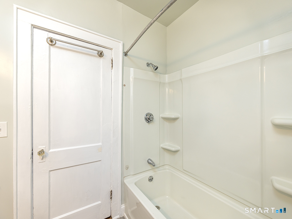 89-91 Maplewood Avenue West Hartford CT 06119