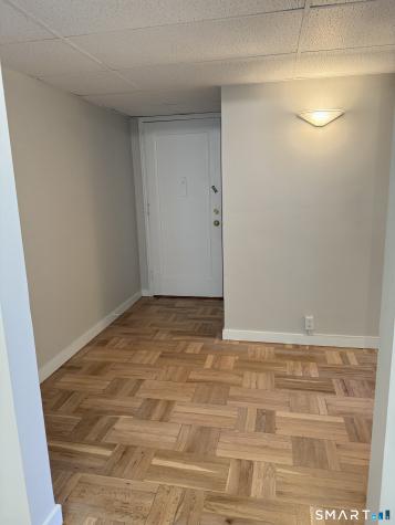 20 Outlook Avenue West Hartford CT 06119