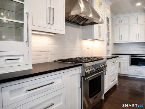141 Park Street New Canaan CT 06840